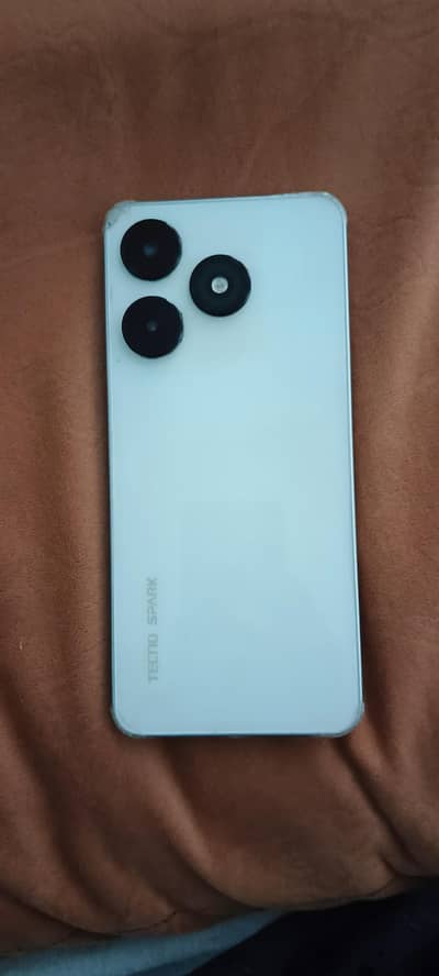 Tecno Spark 10 4+4/128 Gb