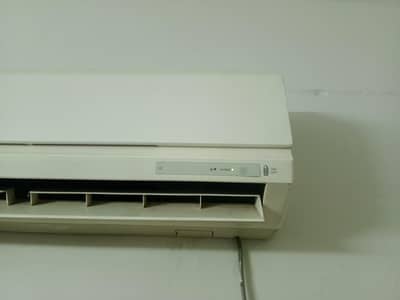 Ac Lg 1.5 ton All okay