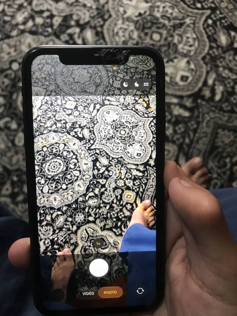 Apple iPhone 11 8