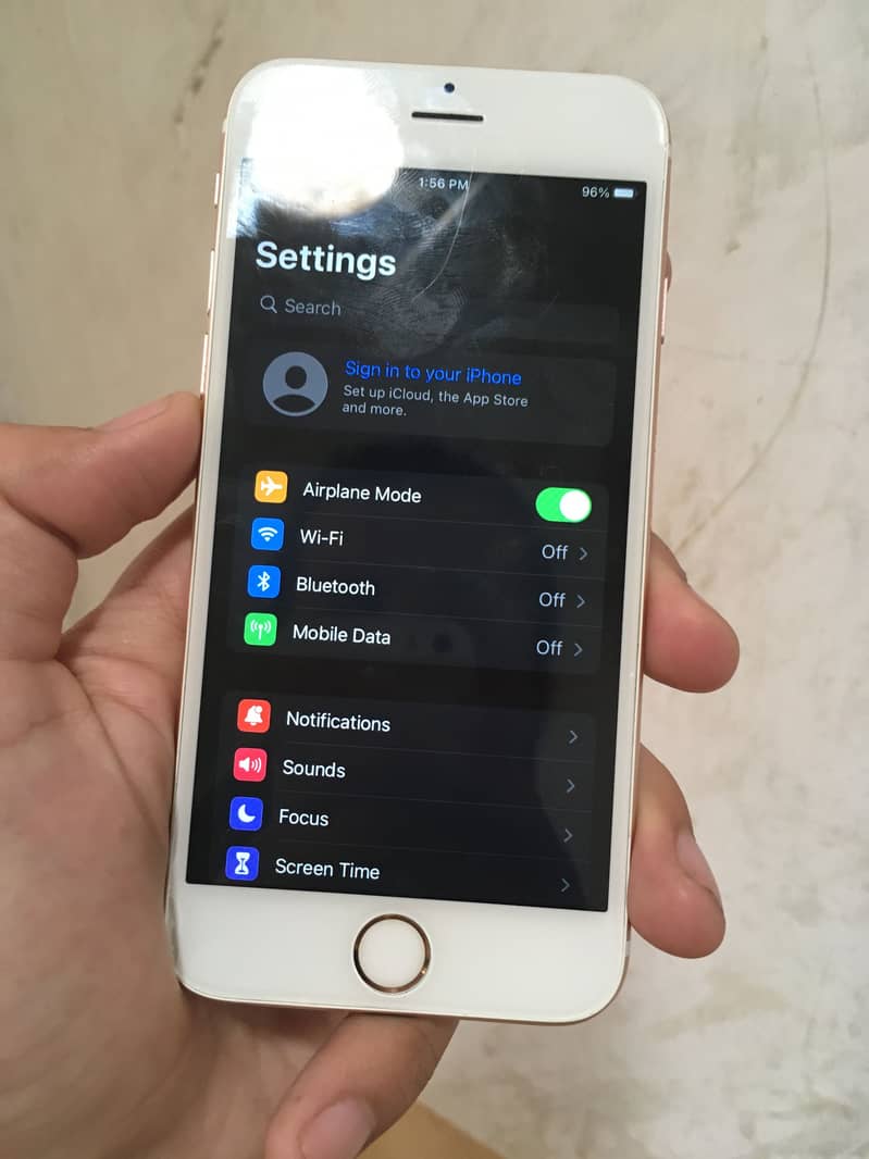Apple iPhone 6S 2