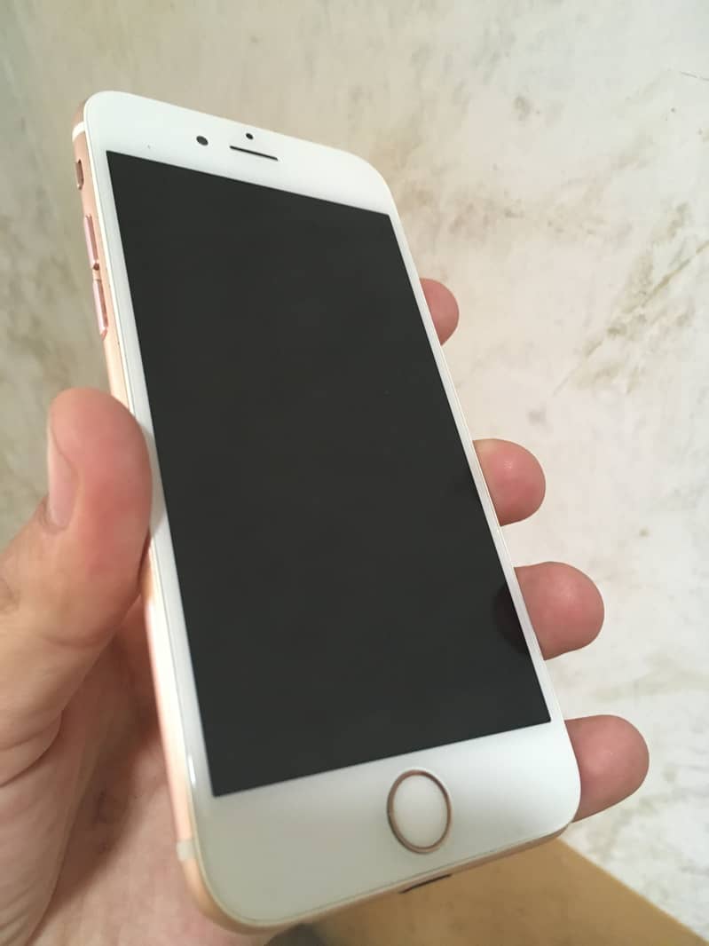 Apple iPhone 6S 6