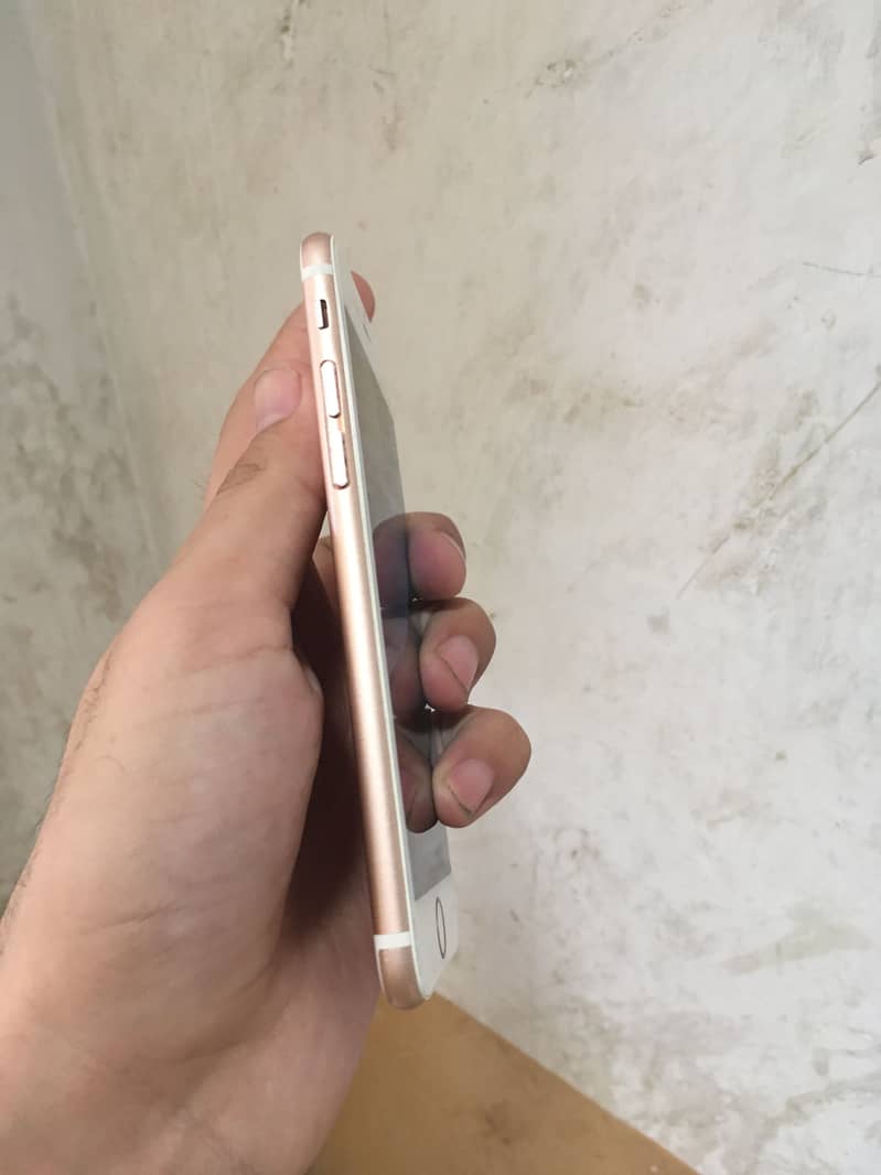 Apple iPhone 6S 10