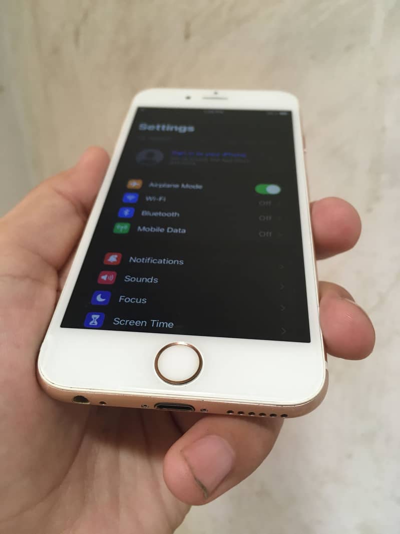 Apple iPhone 6S 14