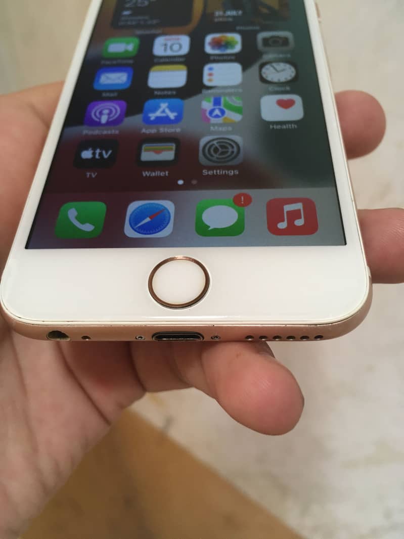 Apple iPhone 6S 15