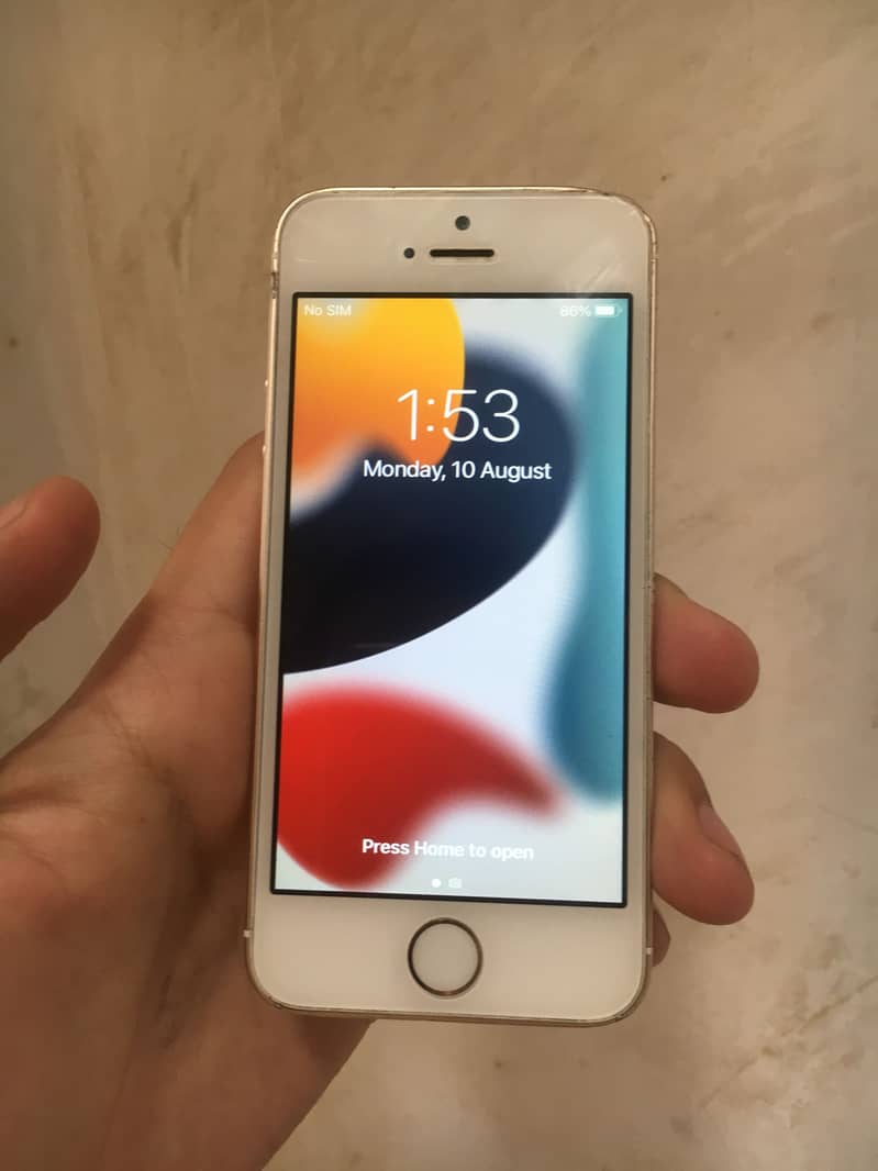 Apple iPhone SE 0