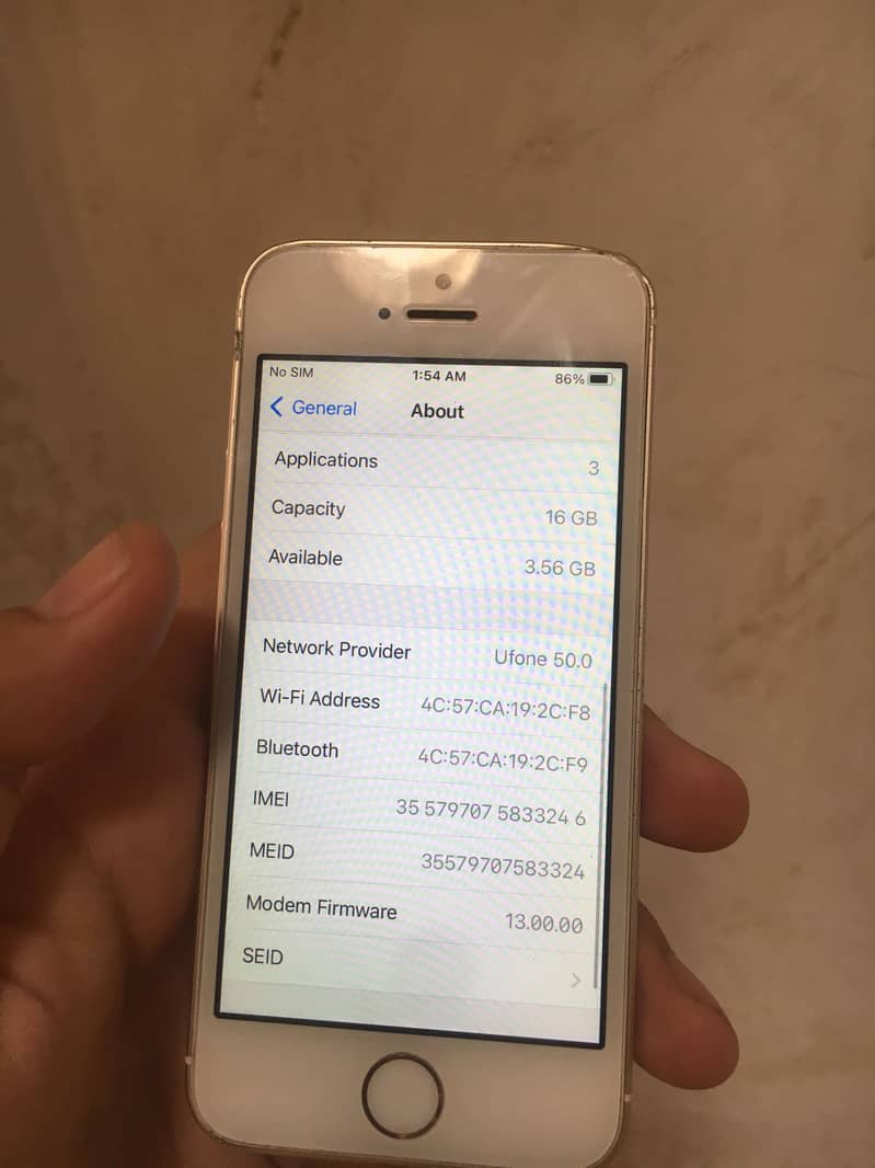 Apple iPhone SE 8