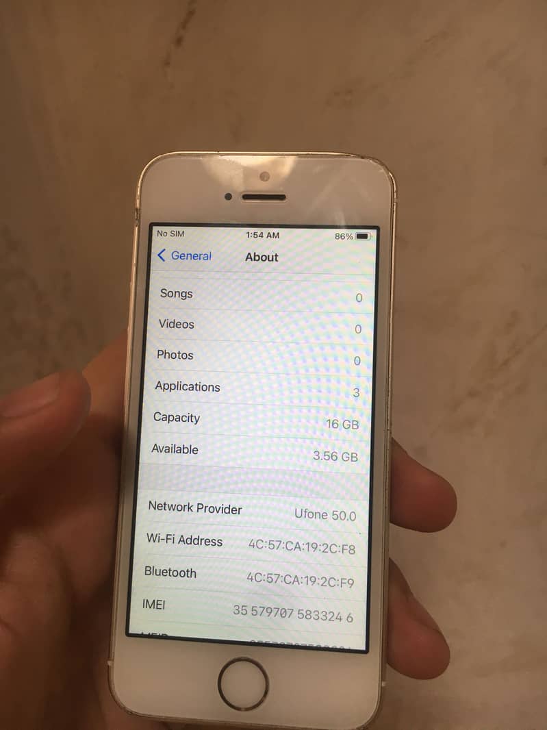 Apple iPhone SE 12
