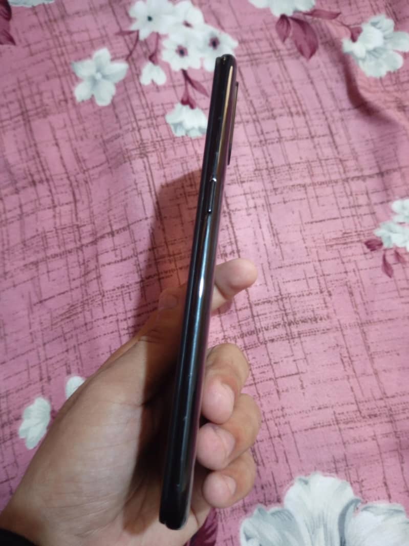 OPPO A31 3
