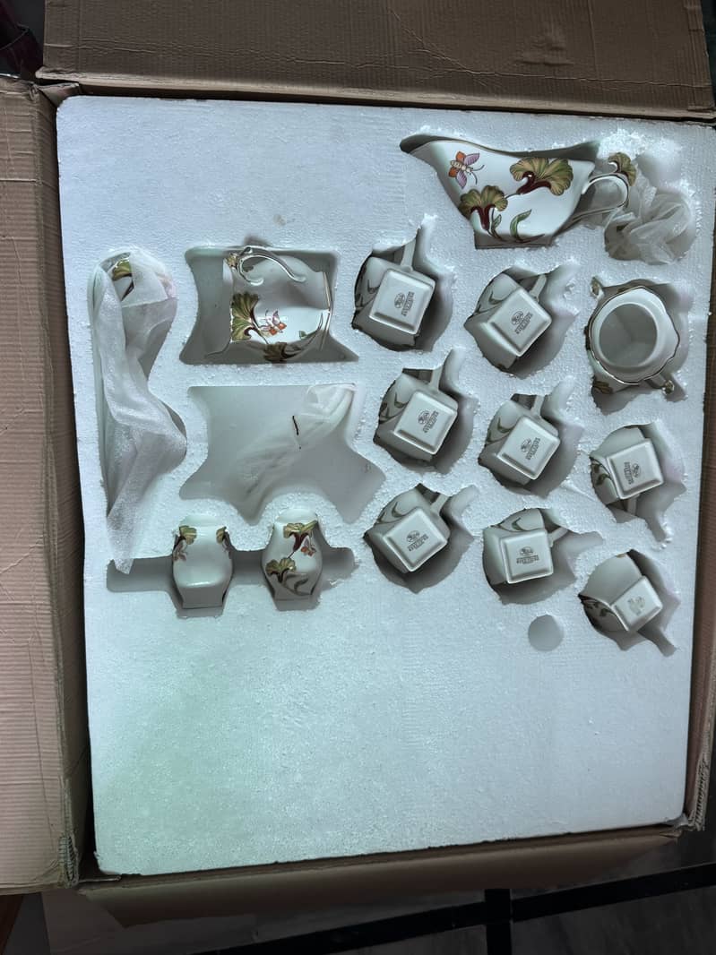 Imported Dinner set 2