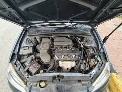 Honda Civic EXi 2005