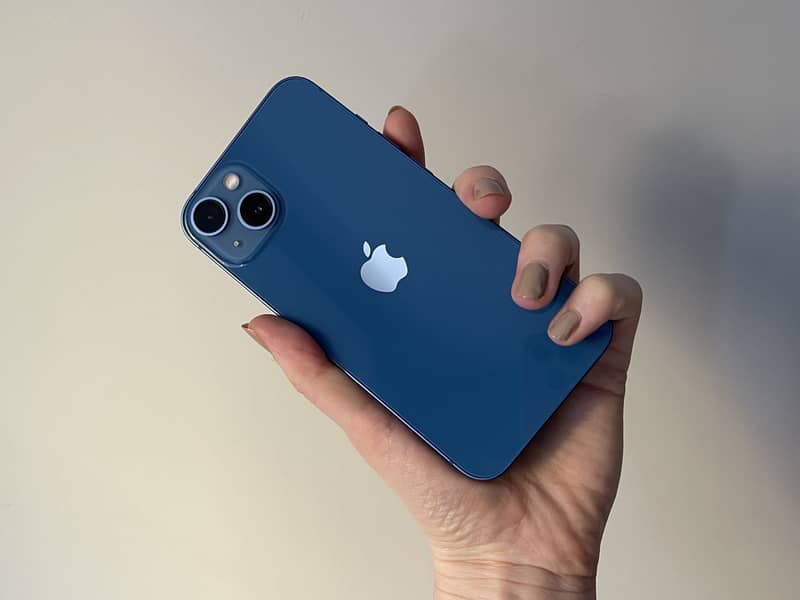 Apple iPhone 13 3