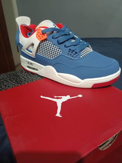 Buy Nike Air Jordan Retro 4 Sneakers Pakistan