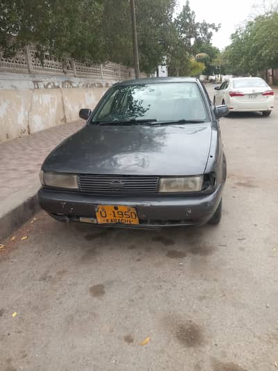 Nissan Sunny 1992