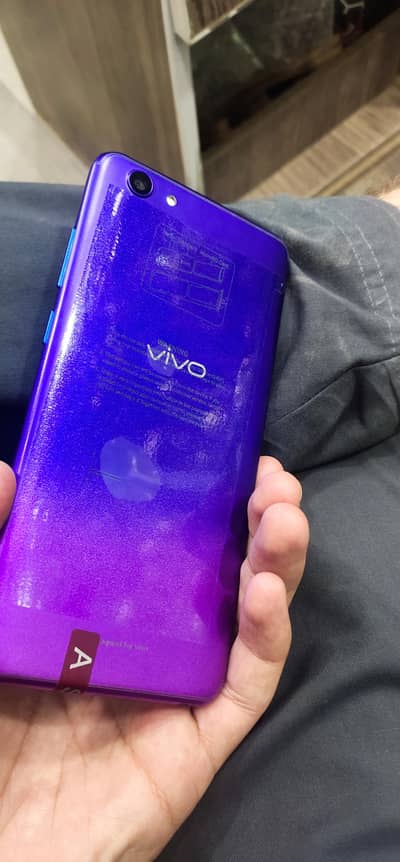 Vivo Y71