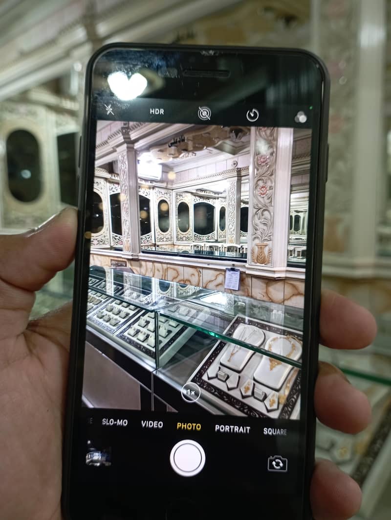 Apple iPhone 7 Plus 3