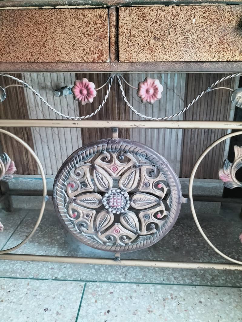 dressing table 7