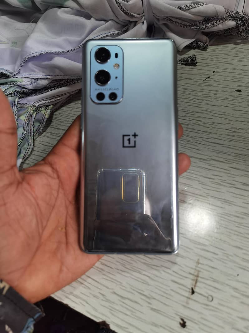 One Plus 9 Pro 4