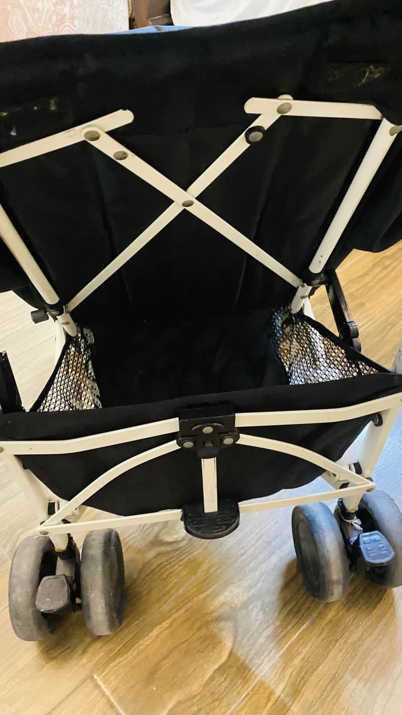 Stroller 7