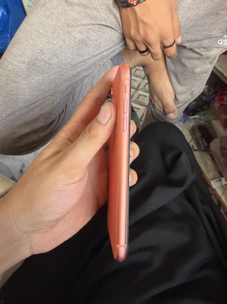 Apple iPhone XR 2