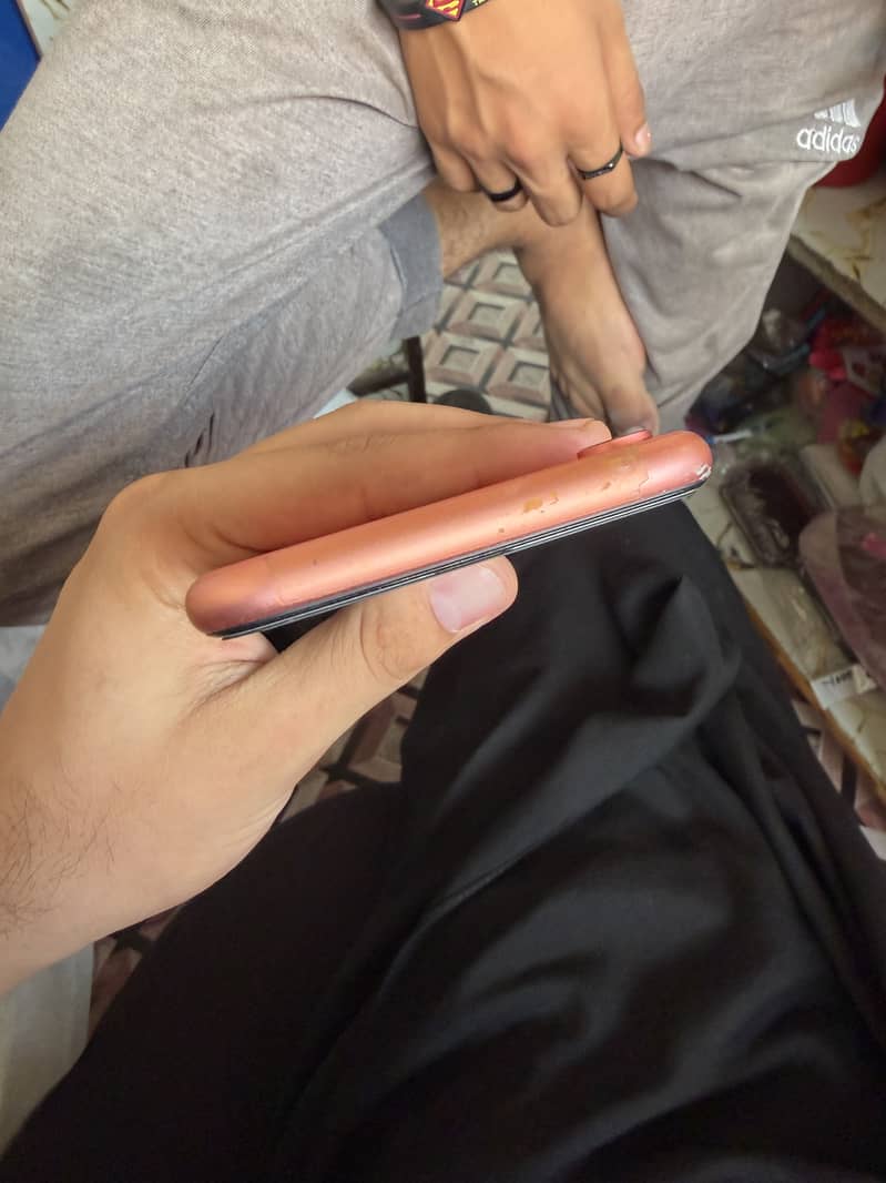 Apple iPhone XR 3