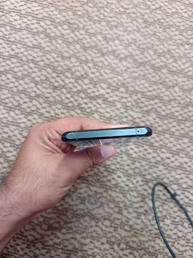 One Plus 10 Pro 4