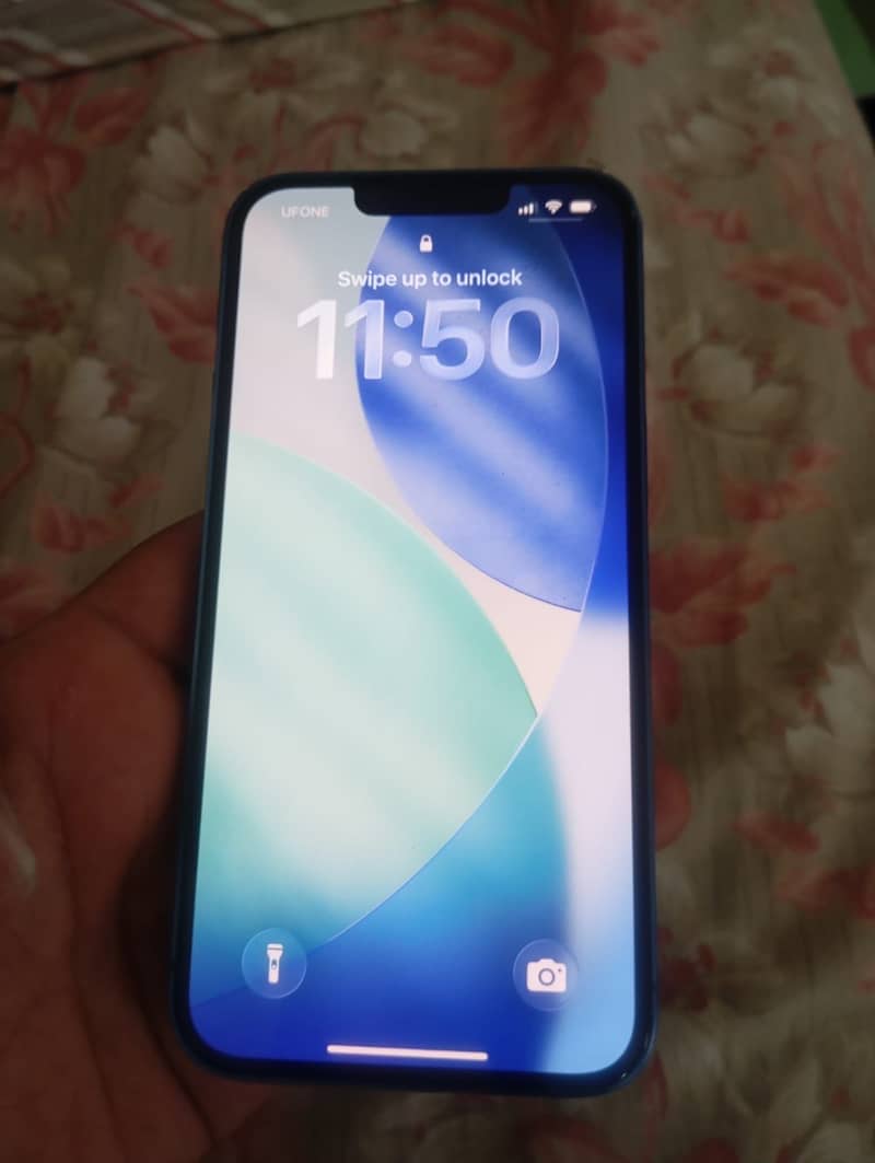 Apple iPhone 13 3
