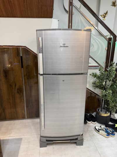 Dawlance Fridge 12 Cubic Ft