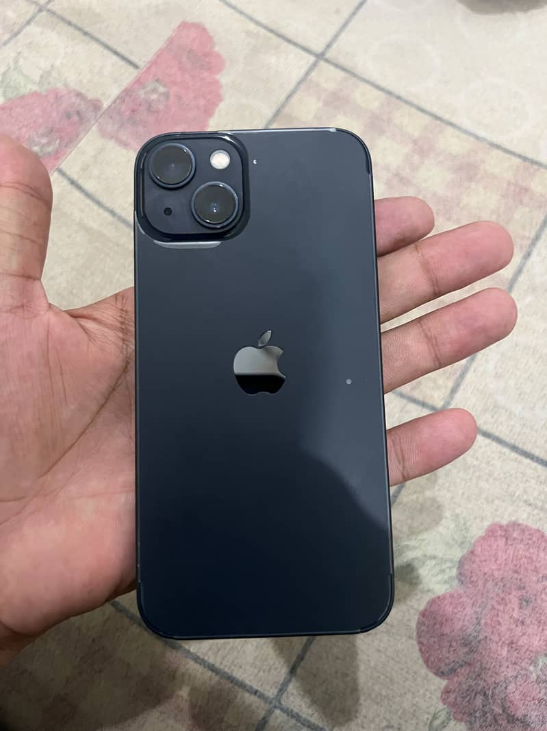 Apple iPhone 13 0