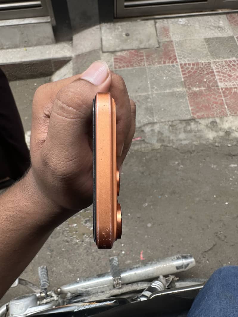 Apple iPhone XR 4
