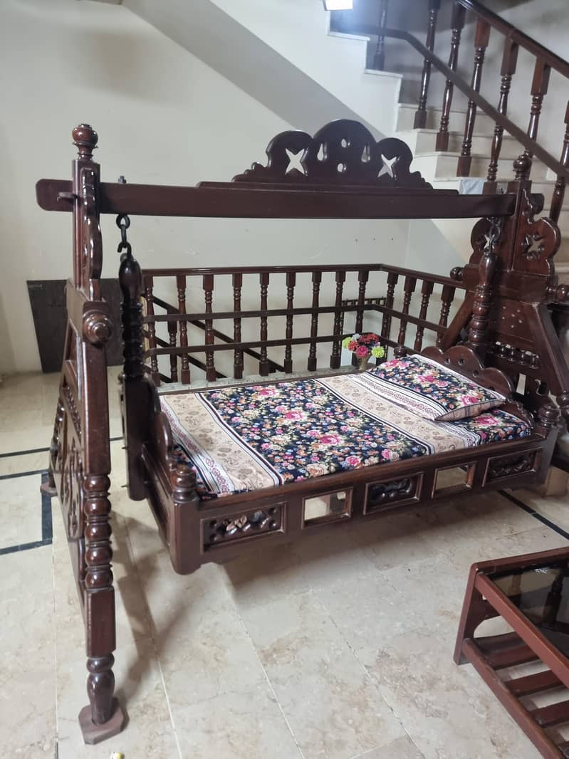 jhoola 4