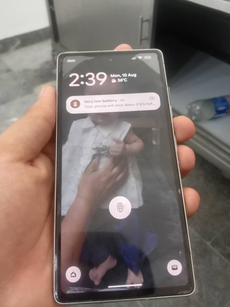 Google Pixel 7a 1