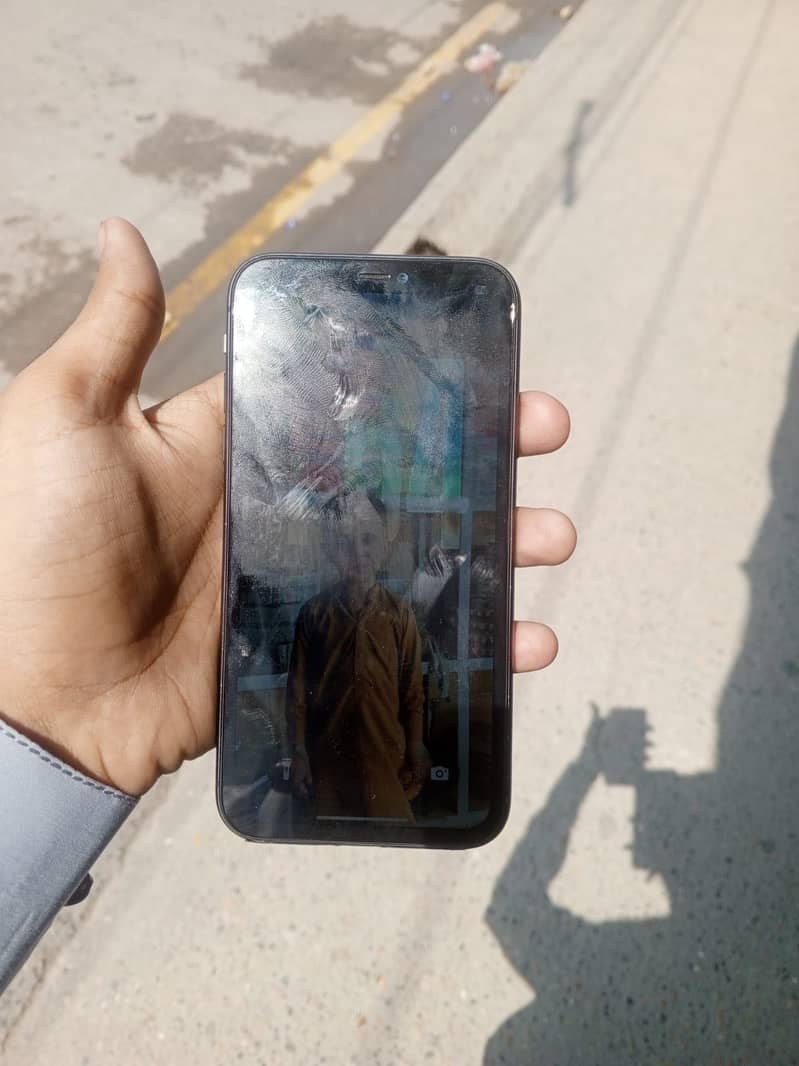 Apple iPhone 11 1