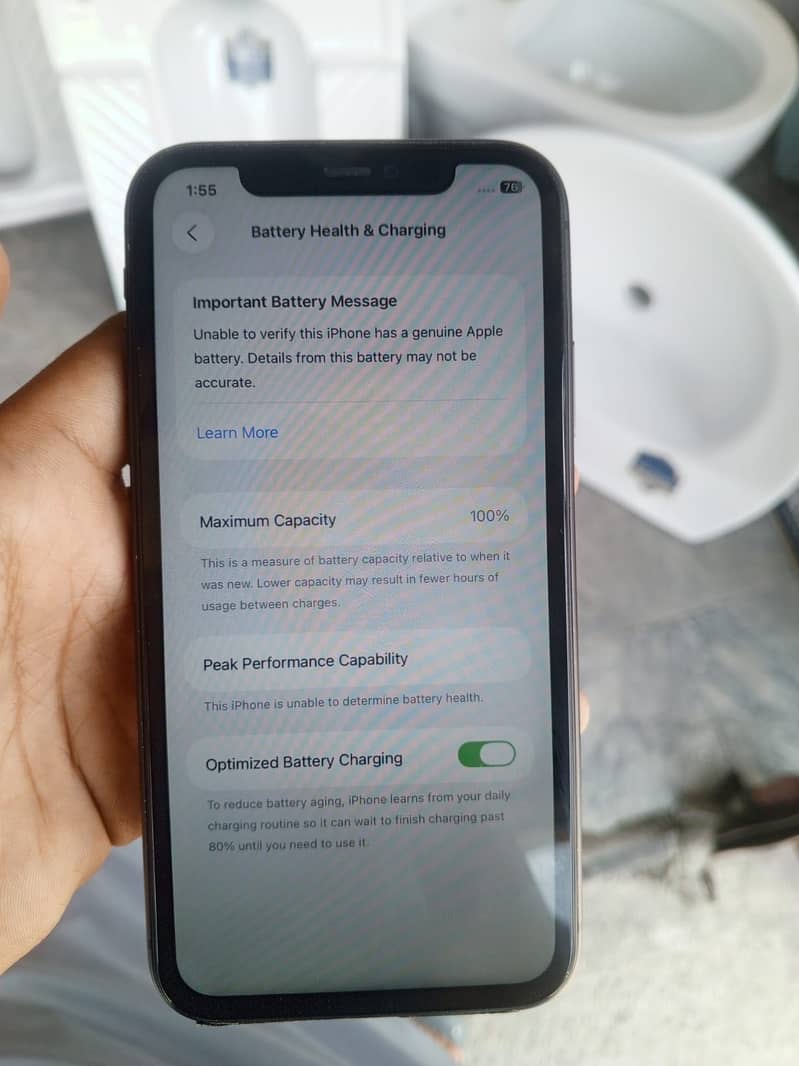 Apple iPhone 11 4