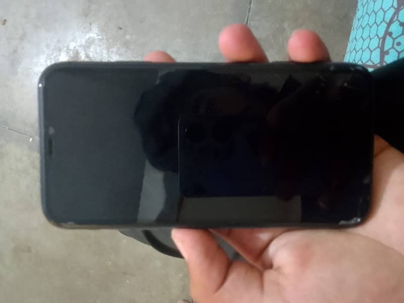 Apple iPhone 11 2