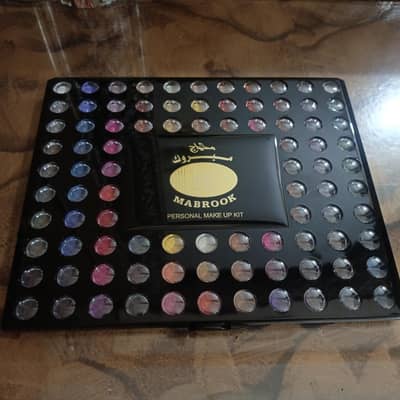 eye shadow palette