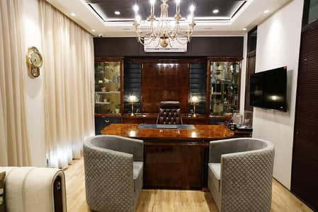 8 MARLA OFFICE FOR RENT IN IDEAL LOCATION