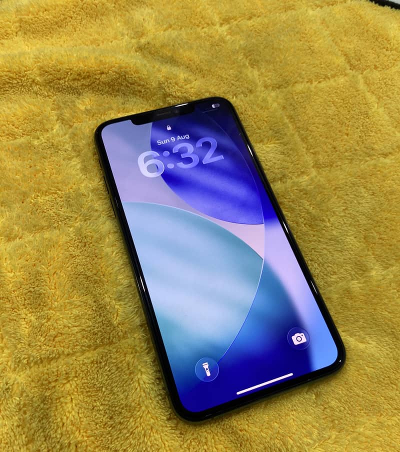 Apple iPhone 11 Pro Max 1