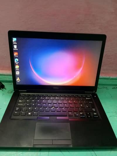core i5 8 Generation 4GB RAM, 128GB SSD with(Charger+Bag)
