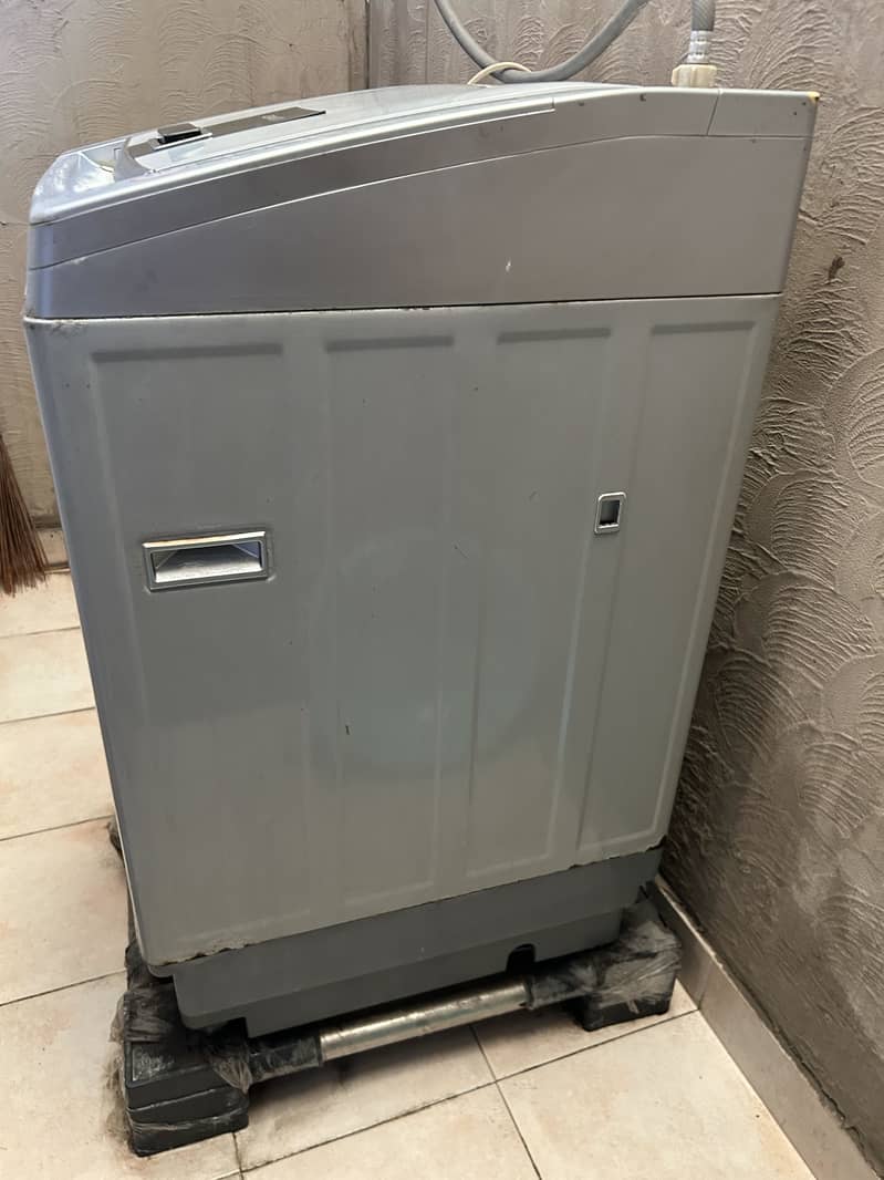 Fully automatic washing machine Top load 1