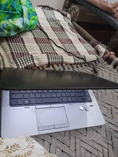 Hp Elitebook 840 G1 urgent sell