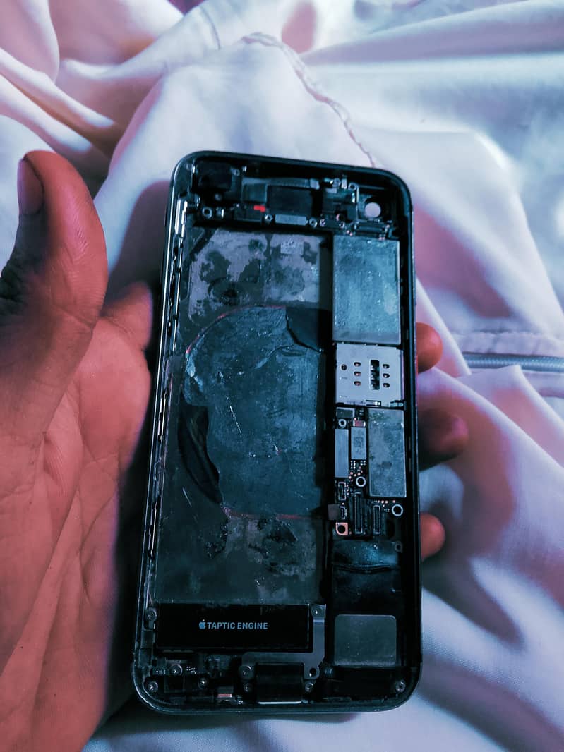 iphone 8 back 1