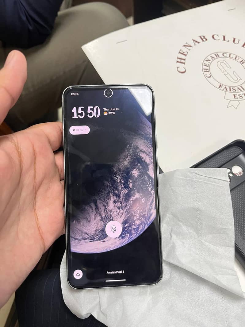 Google Pixel 8 2