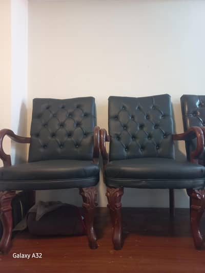ofice chairs