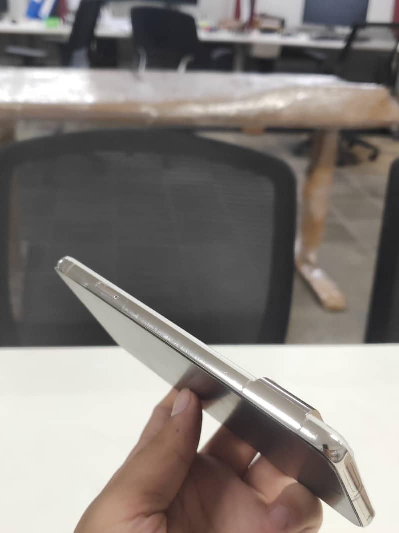 Google Pixel 8 Pro 2