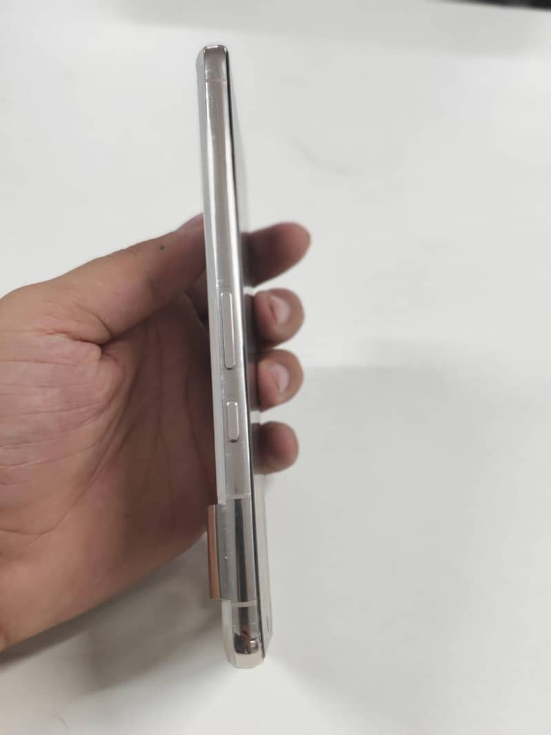 Google Pixel 8 Pro 3