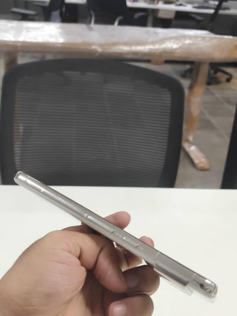 Google Pixel 8 Pro 4