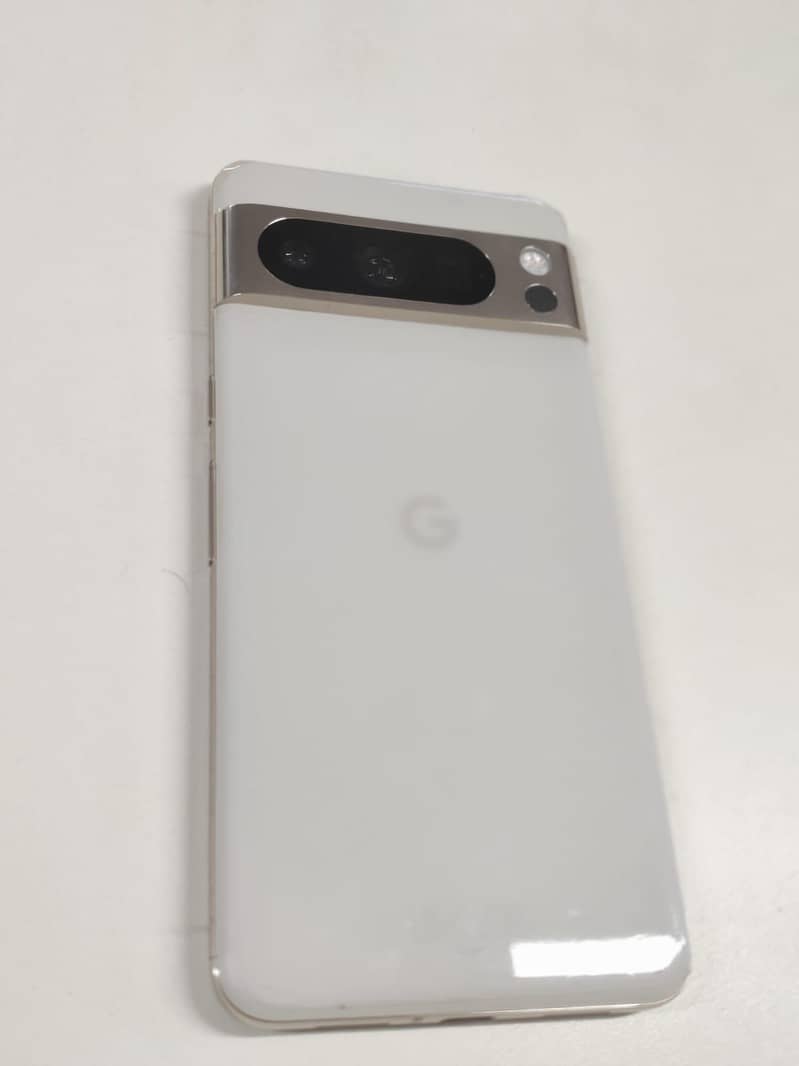 Google Pixel 8 Pro 9