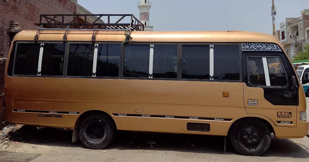 Mazda coaster 3500 3