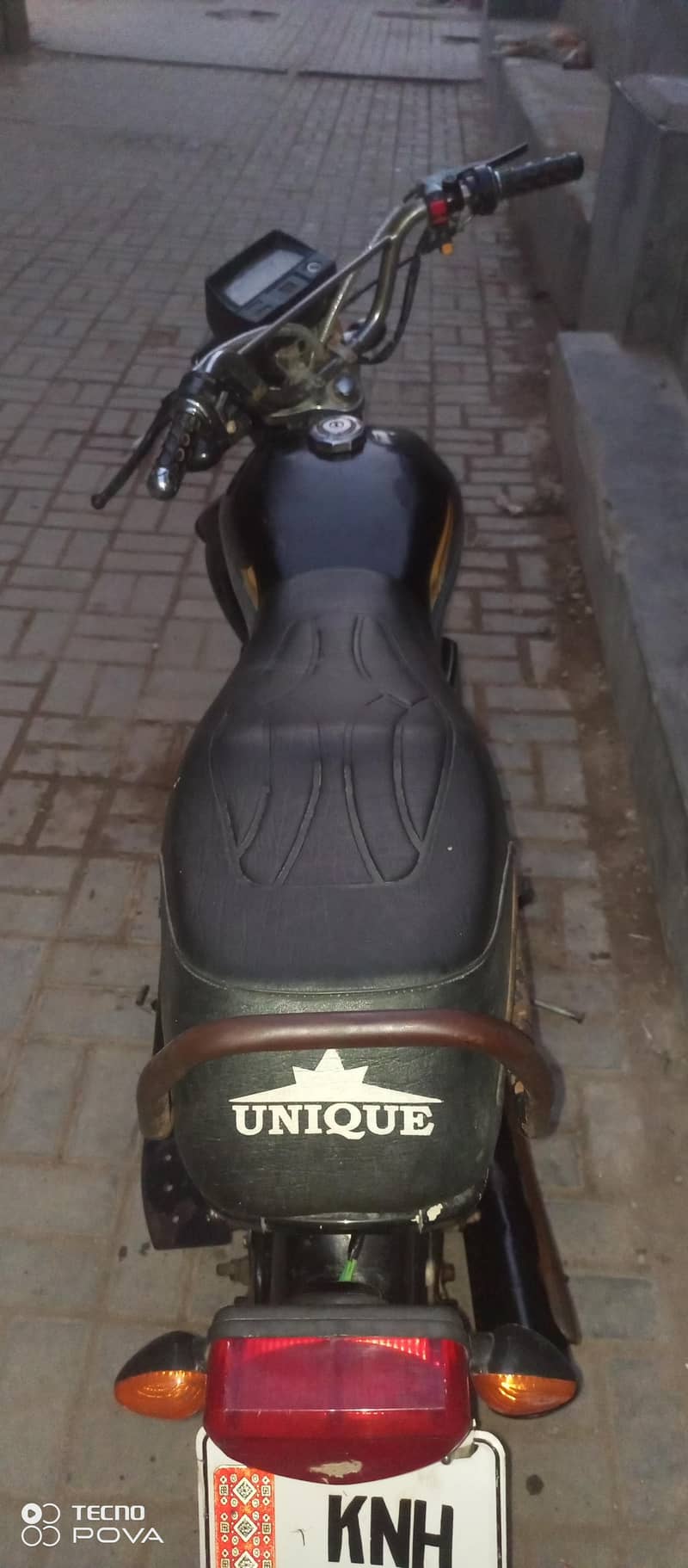 unique UD100 1