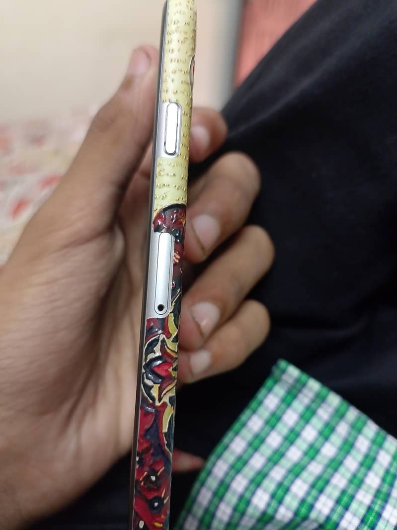 Apple iPhone 6S Plus 2